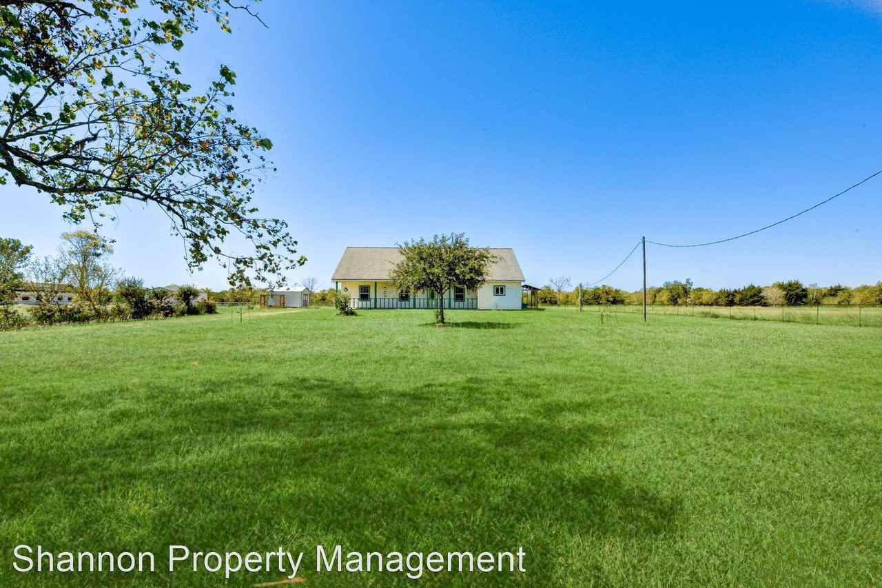 8210 Colony Loop W - Photo 3 of 26