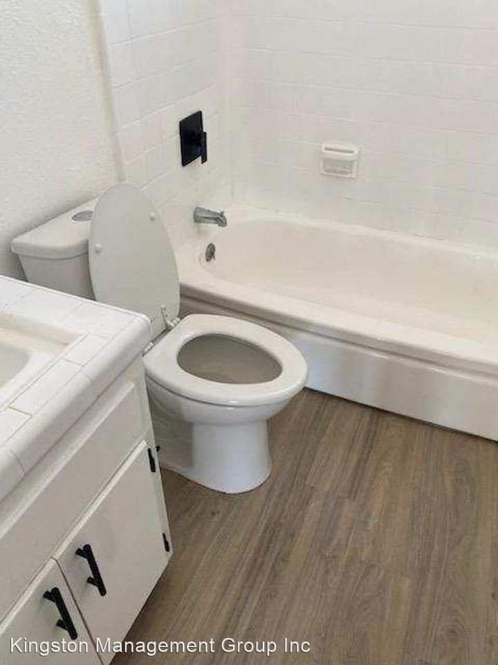 6402 S. Victoria Ave - Photo 2 of 6