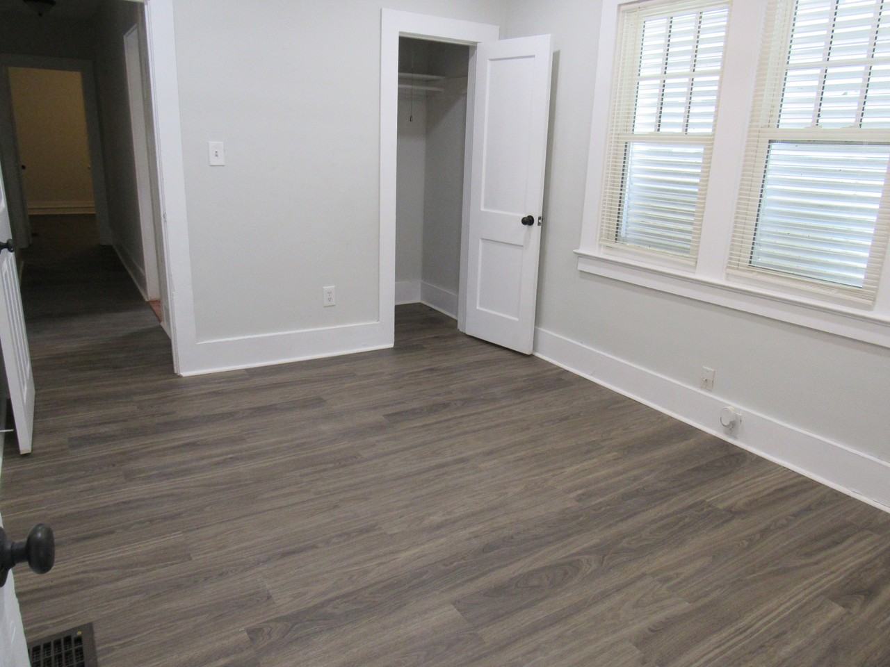 419 N Oleander Ave #2 - Photo 6 of 11