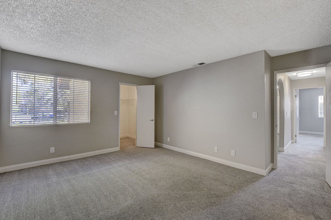 Invitational - Photo 5 of 15