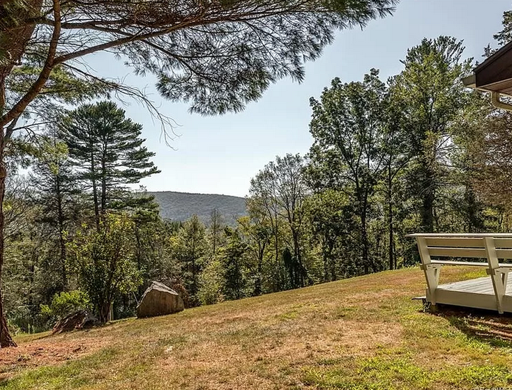 15 Guinea Rd - Photo 3 of 10