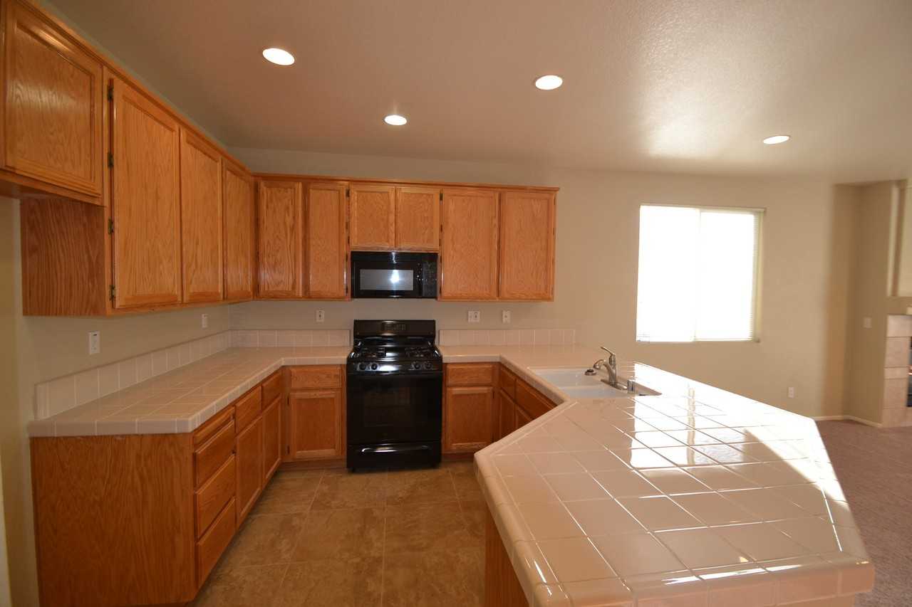 4315 Burgess Dr - Photo 2 of 10