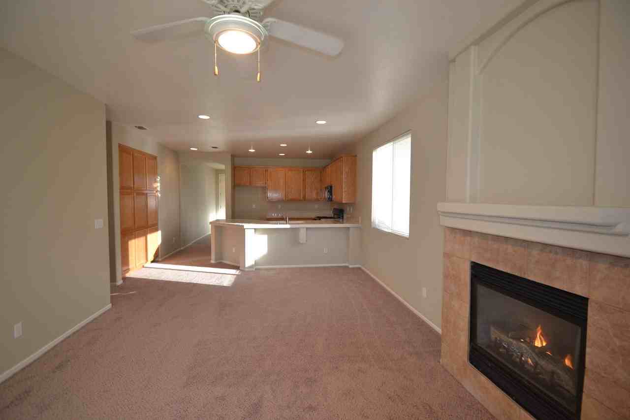 4315 Burgess Dr - Photo 3 of 10