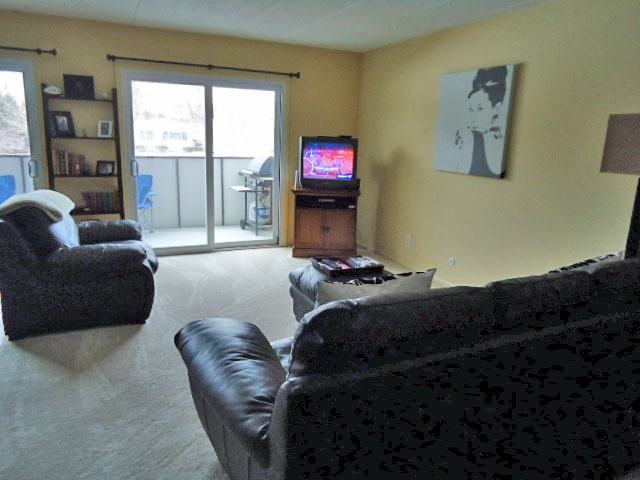 150 E Grand Ave #104 - Photo 2 of 12