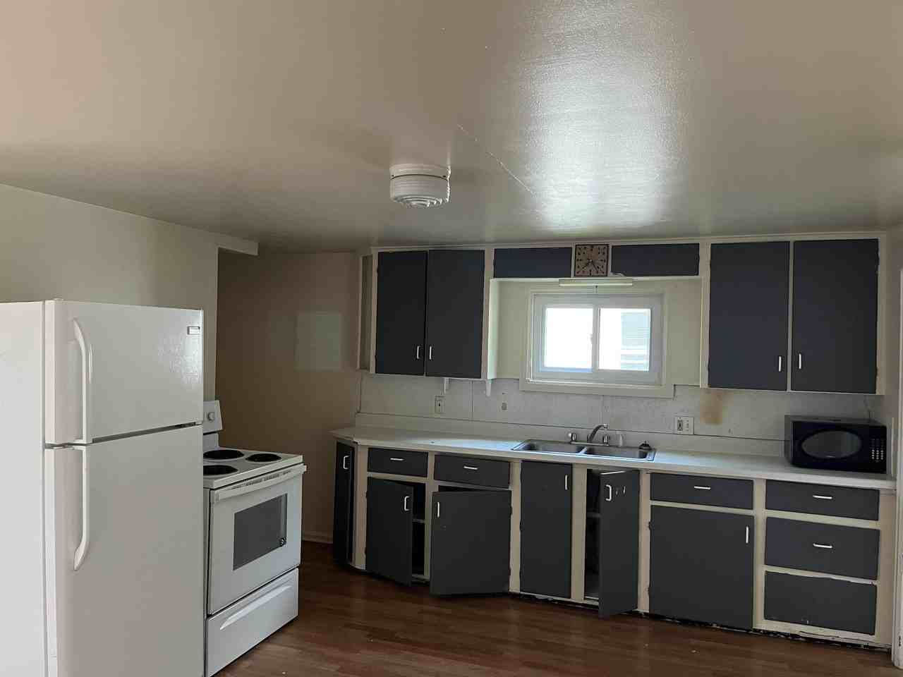 613 Lexington Ave #1 - Photo 2 of 15