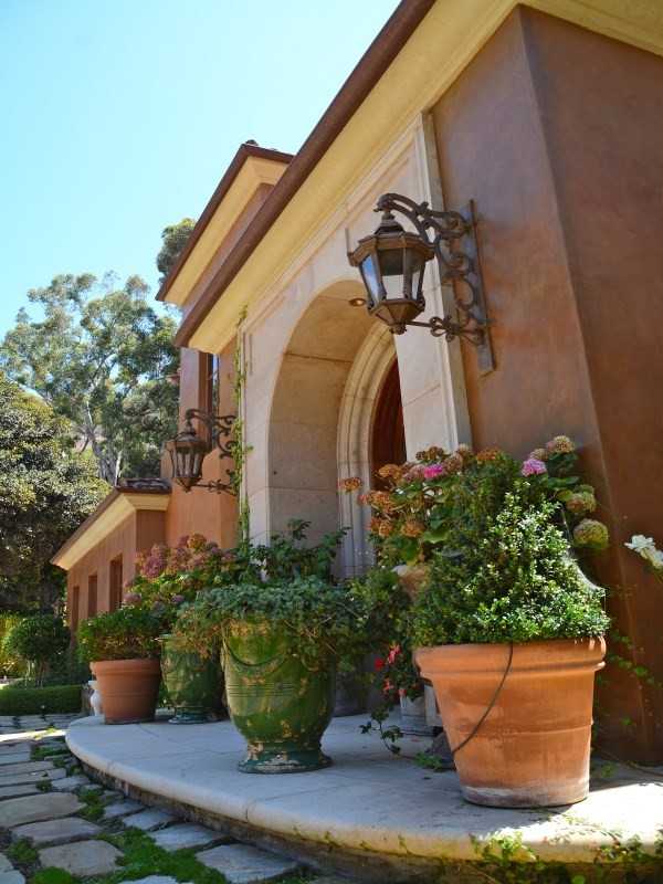 3551 Cross Creek Ln - Photo 2 of 25