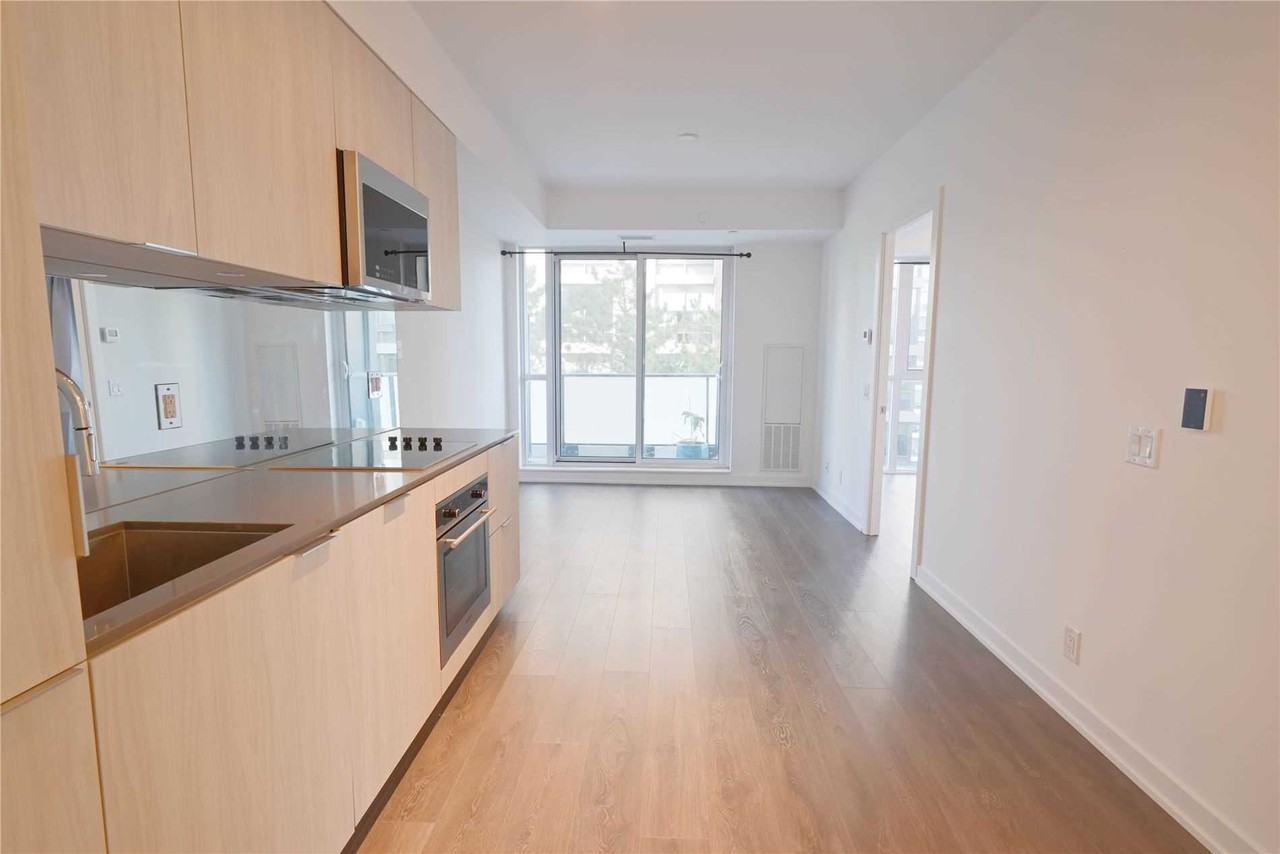 609 Avenue Road #601