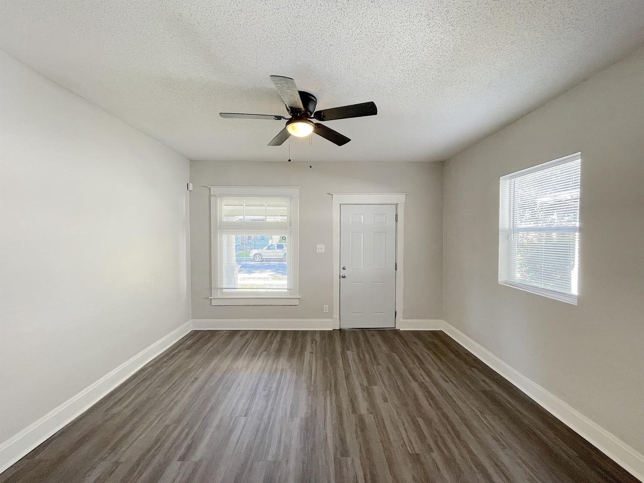 1527 North Olney Street - 1527 N Olney #1527NOLNEY - Photo 3 of 10