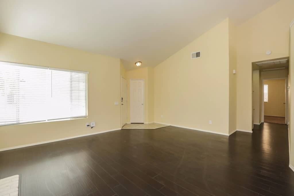 43632 Serenity Ct - Photo 3 of 13