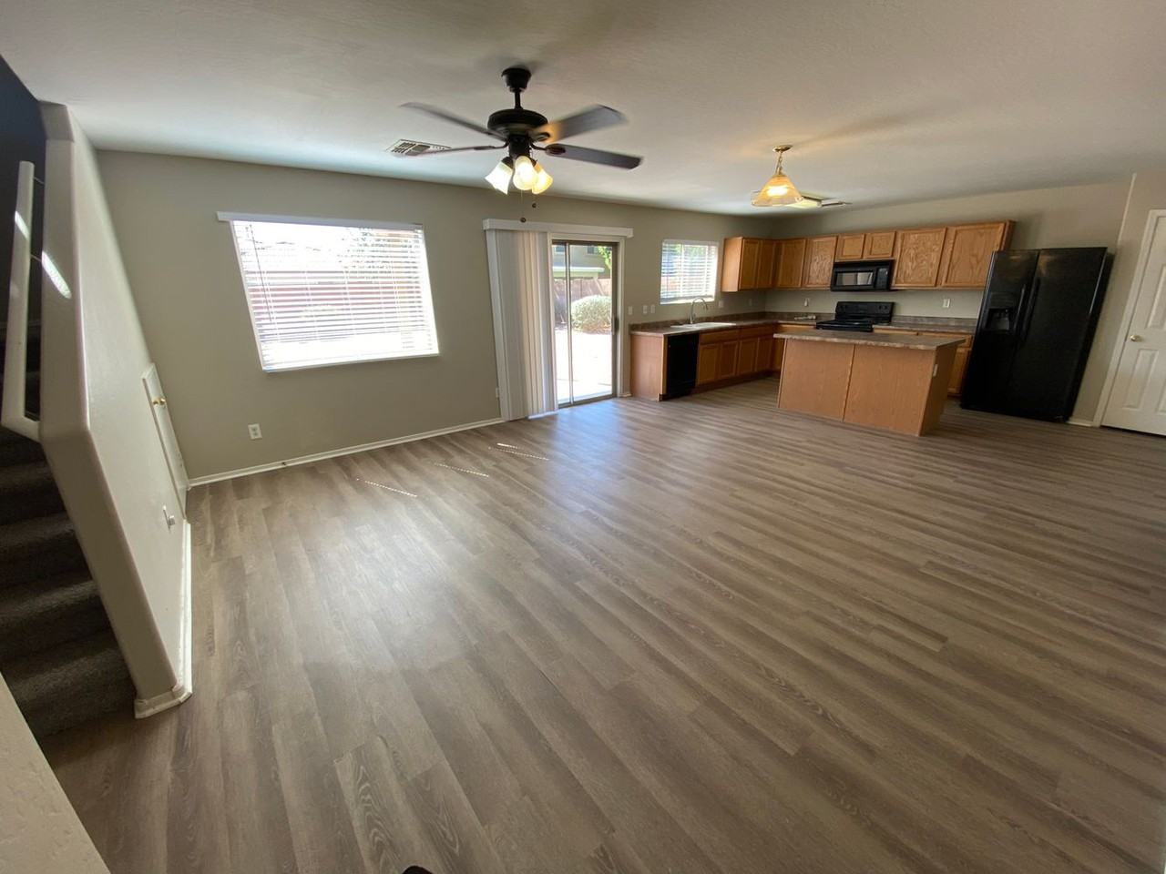 16021 W Crocus Dr - Photo 3 of 18