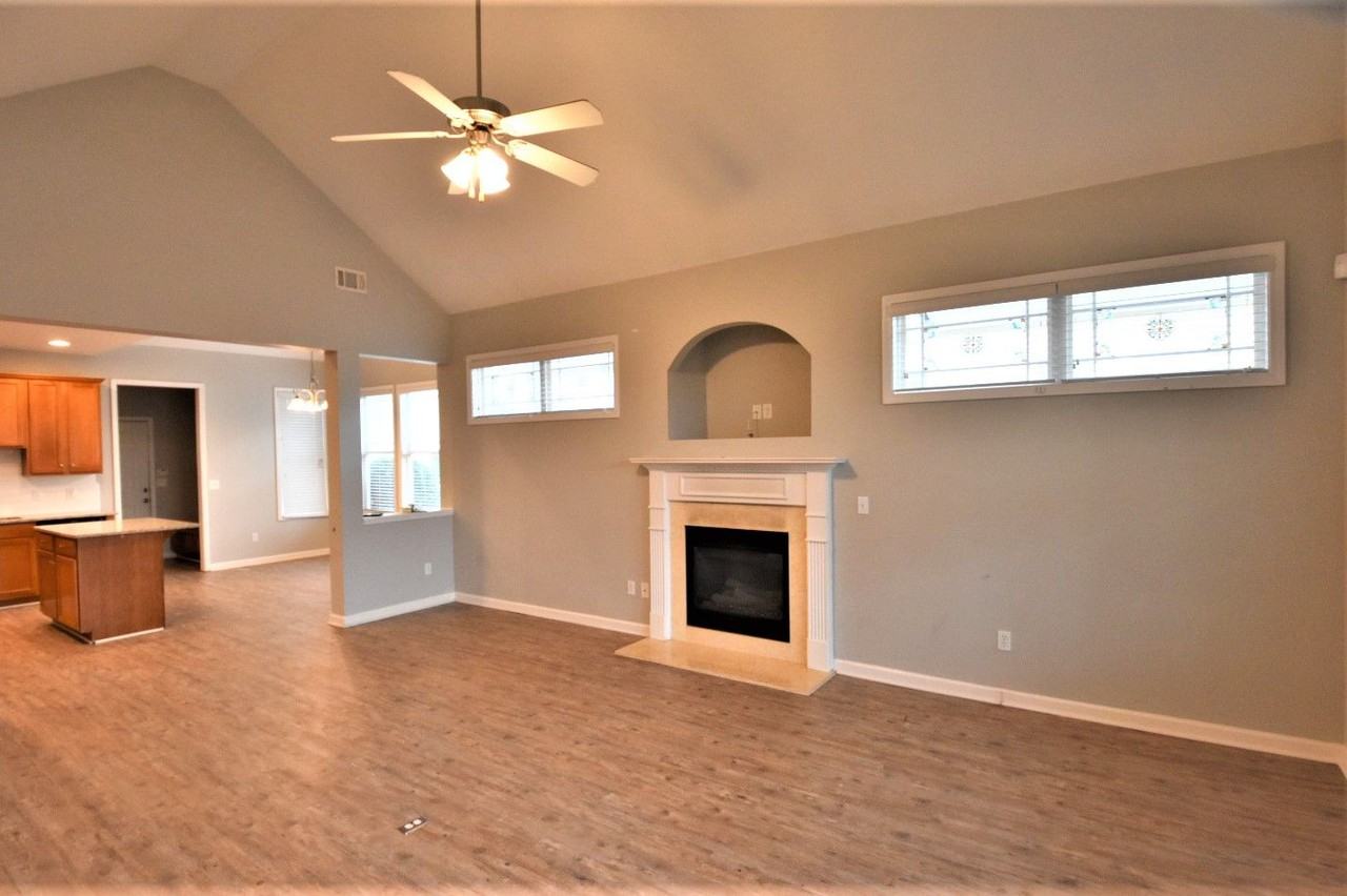 2973 Nairn Ct - Photo 3 of 11