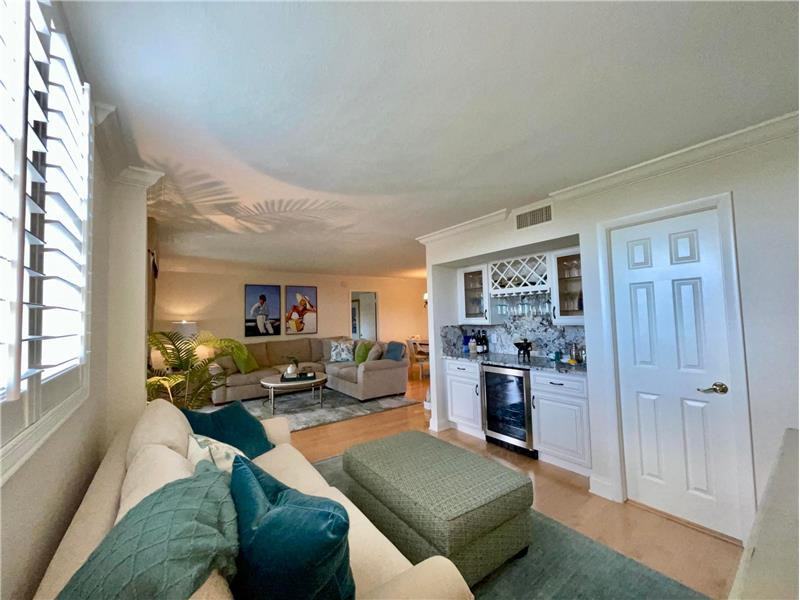 5201 Nw 2nd Ave #P - Photo 2 of 33