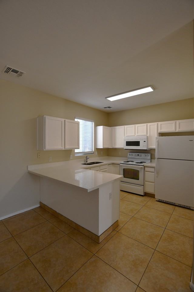 2300 E Magma Rd #27 - Photo 3 of 20