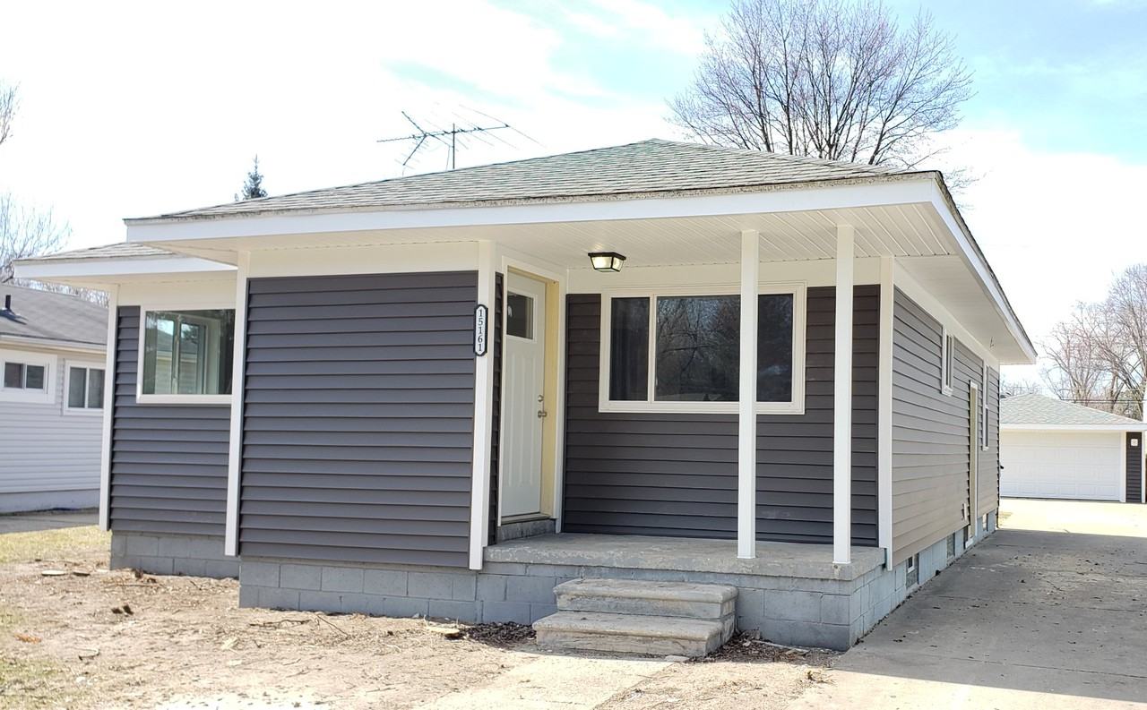 15161 Harrison St #1 - Photo 2 of 23