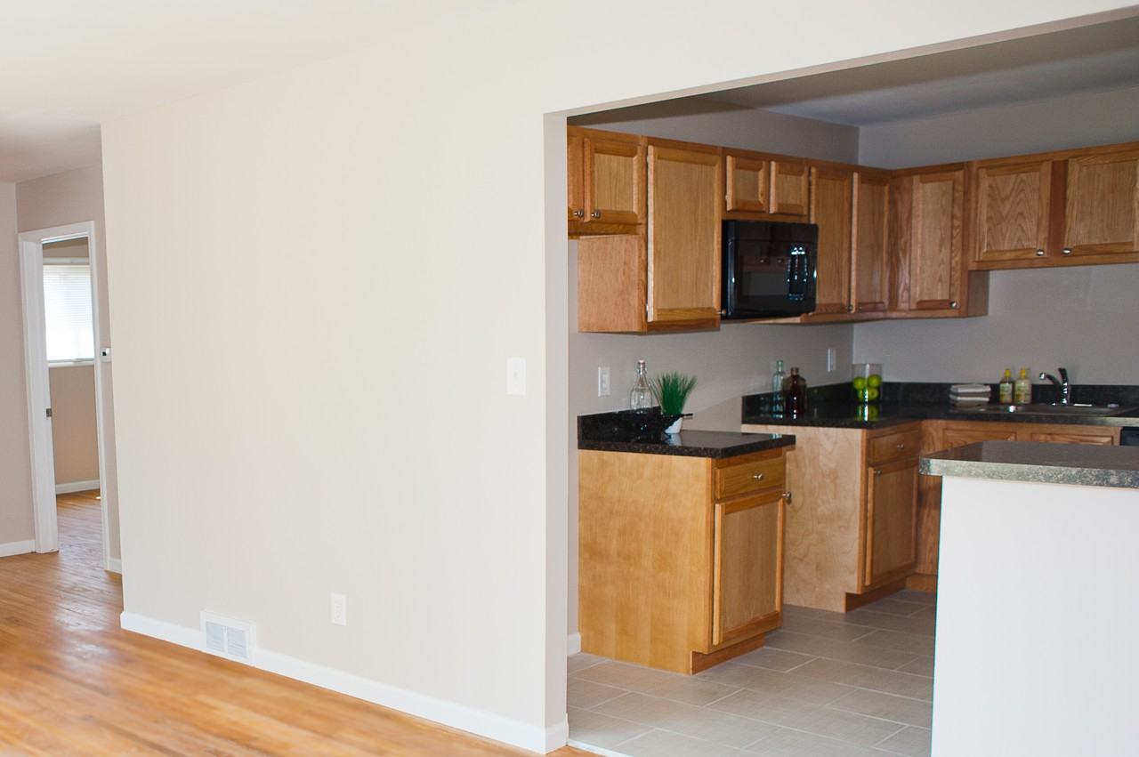 331 Radcliff St #1 - Photo 3 of 17