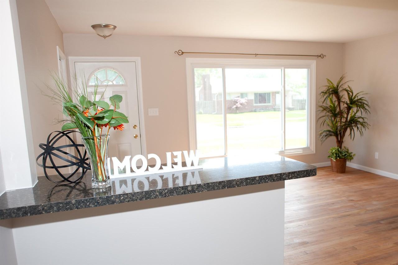 331 Radcliff St #1 - Photo 5 of 17