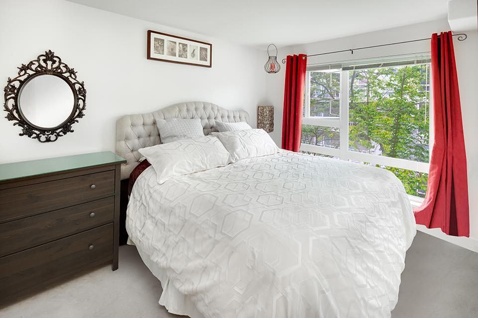 Burrard St & W 7th Ave - Photo 5 of 11