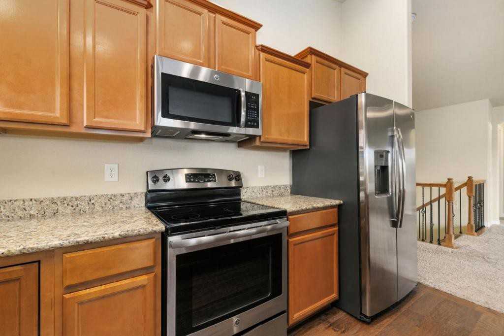 422 Tahoe Drive - Photo 6 of 20