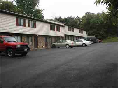 Stevensburgh Realty, LLC - Photo 3 of 32