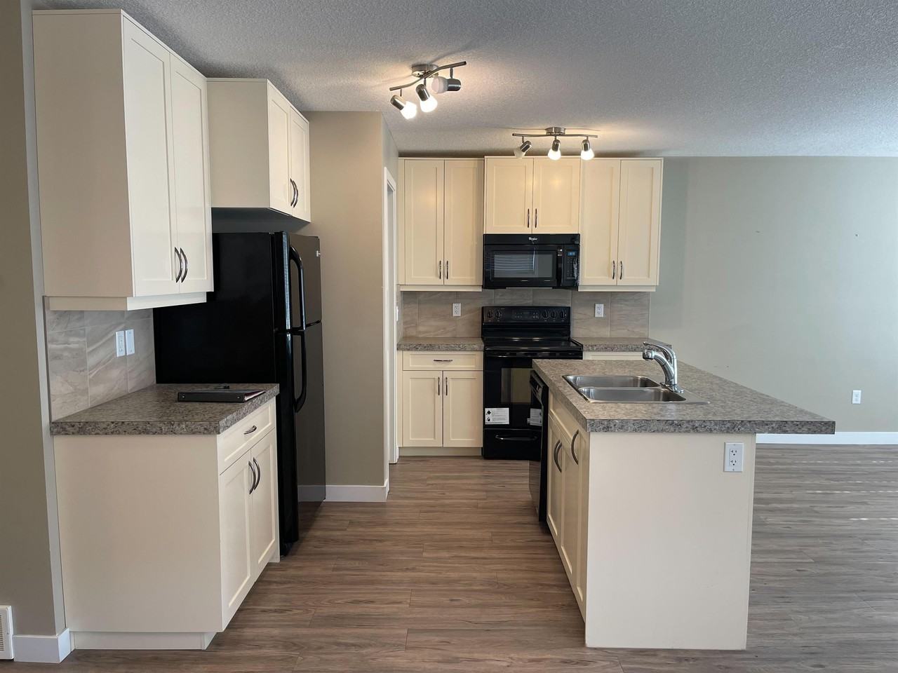 5425 Aerodrome Road Apartments in Harbour Landing, Regina, SK S4W 0K4