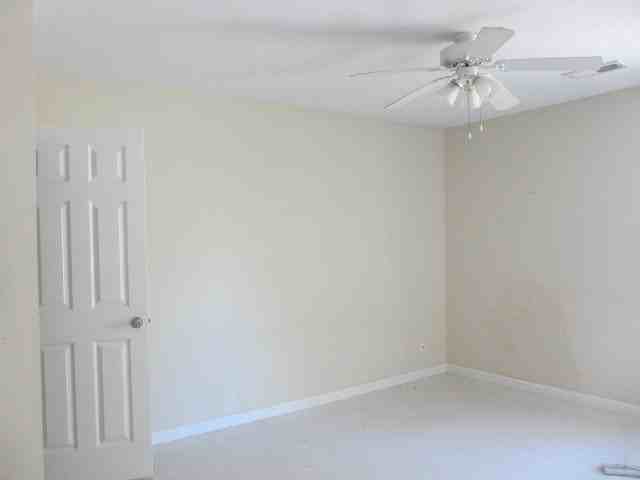 9063 9063-1B Pembroke Rd #1b - Photo 6 of 9