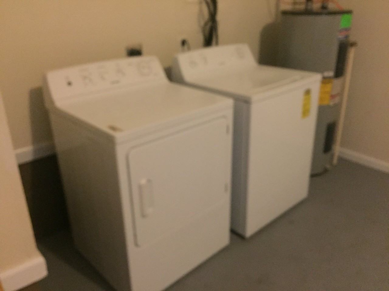 9063 9063-1B Pembroke Rd #1b - Photo 7 of 9