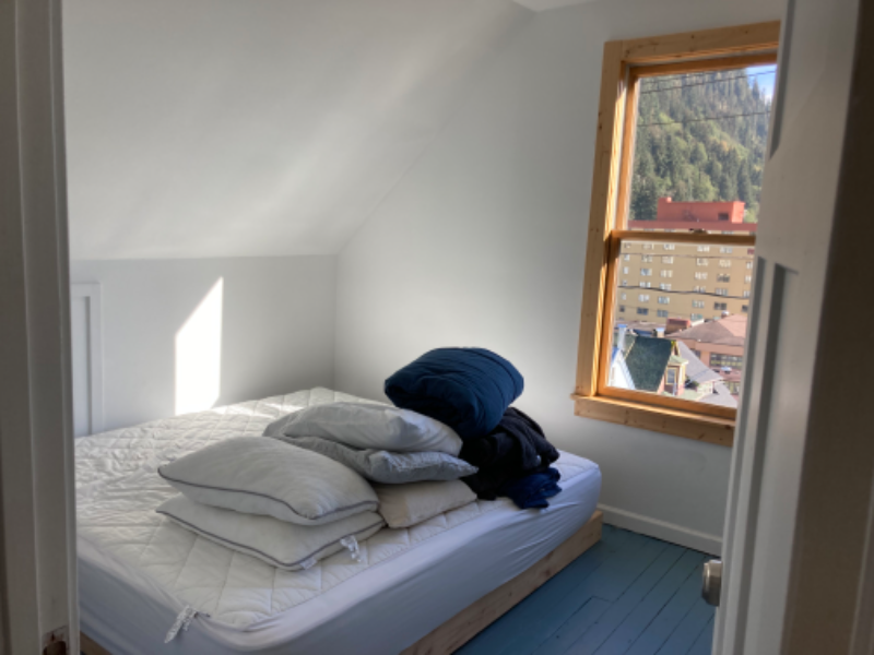 238 6th St - Photo 3 of 13