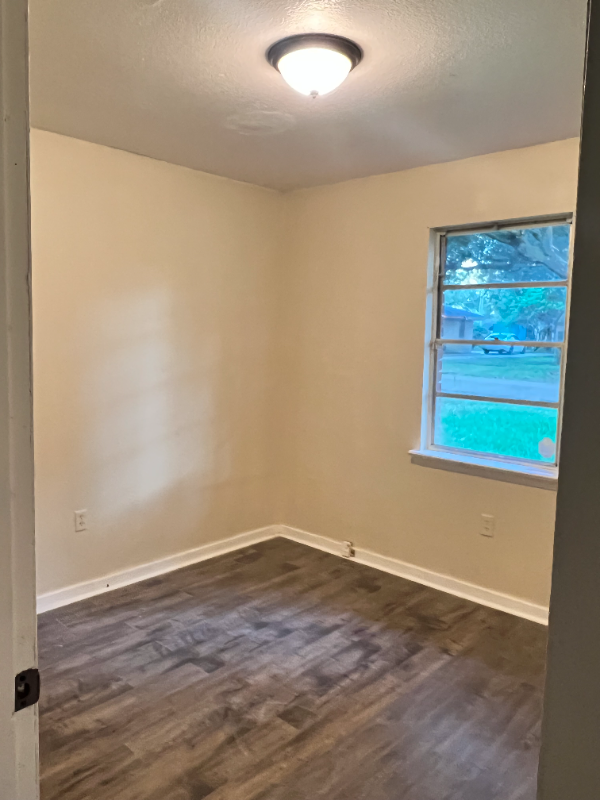 5345 Devore Dr - Photo 2 of 4