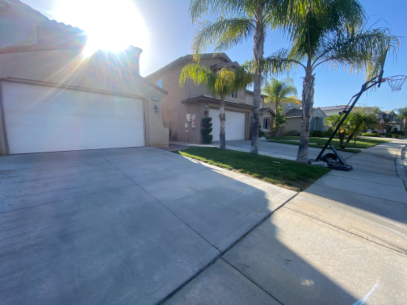 23673 Kathryn St - Photo 3 of 29