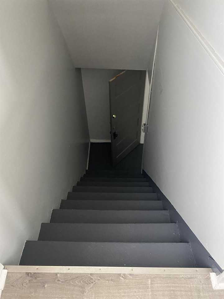 338 Center Ave - Photo 2 of 7