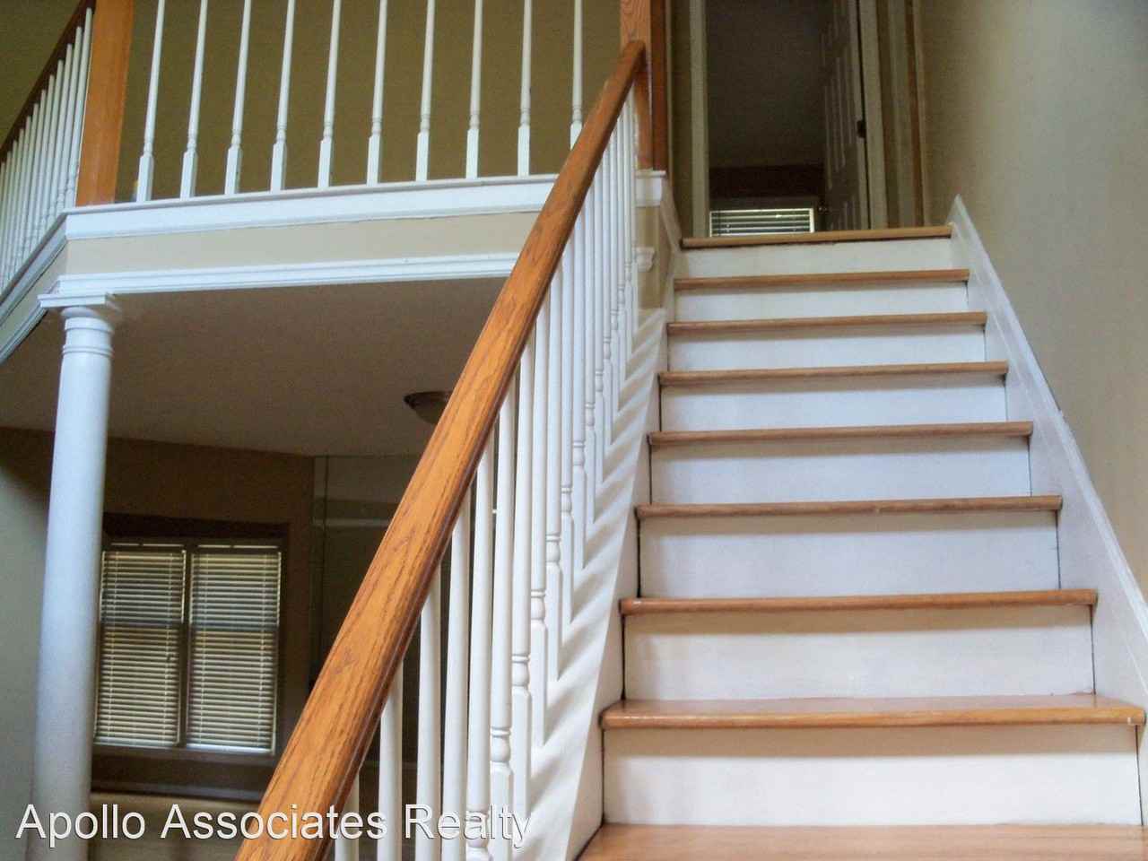 937 Oak St Sw #Sw - Photo 2 of 11