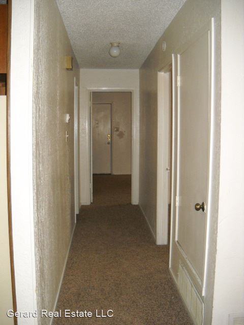 965 Minter Ln - Photo 2 of 6