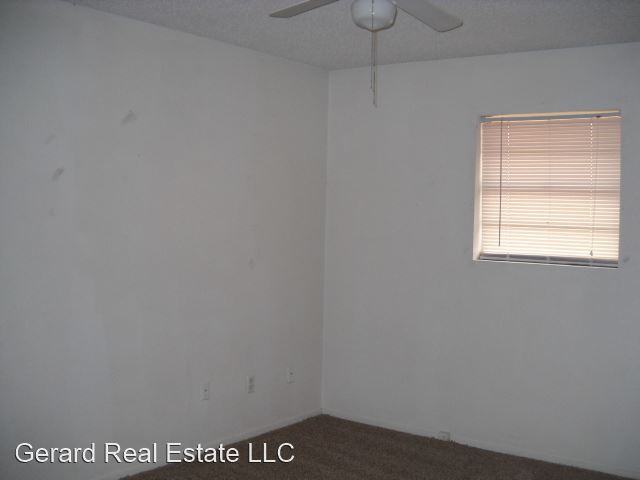 965 Minter Ln - Photo 3 of 6