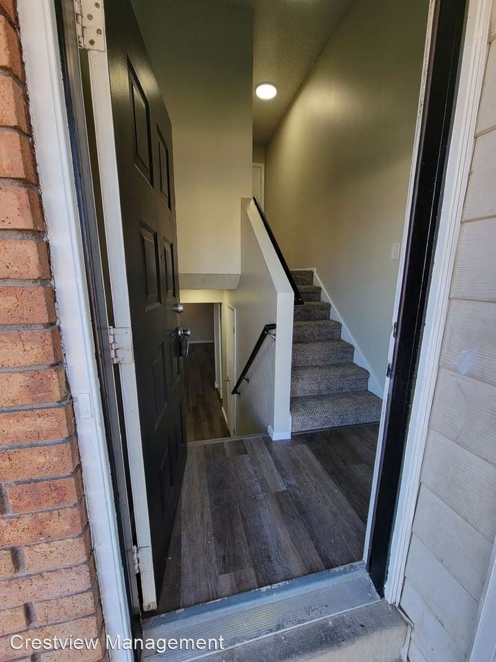 2531 - 2533 W 3360 S - Photo 2 of 16