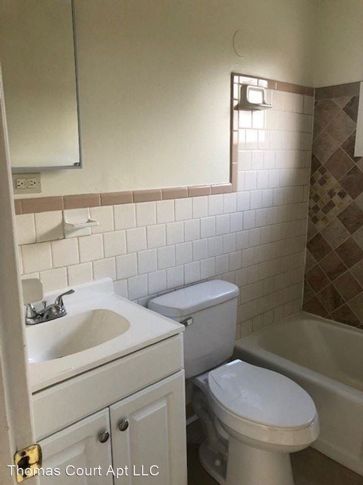 801 - 805 Thomas Cour - Photo 2 of 23