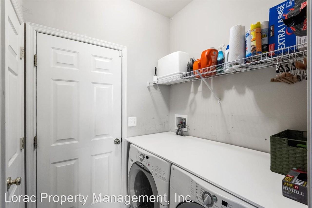 1 Denton Ct - Photo 3 of 34