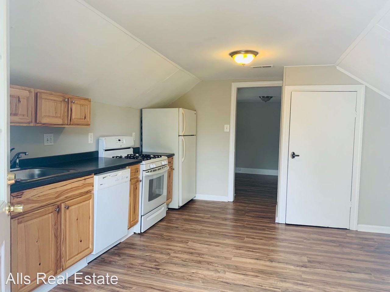 25 E. Shirley Avenue - Photo 3 of 4