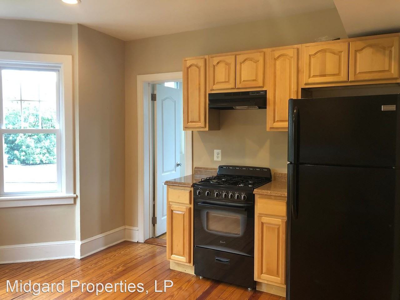 122 York Road - Photo 2 of 14