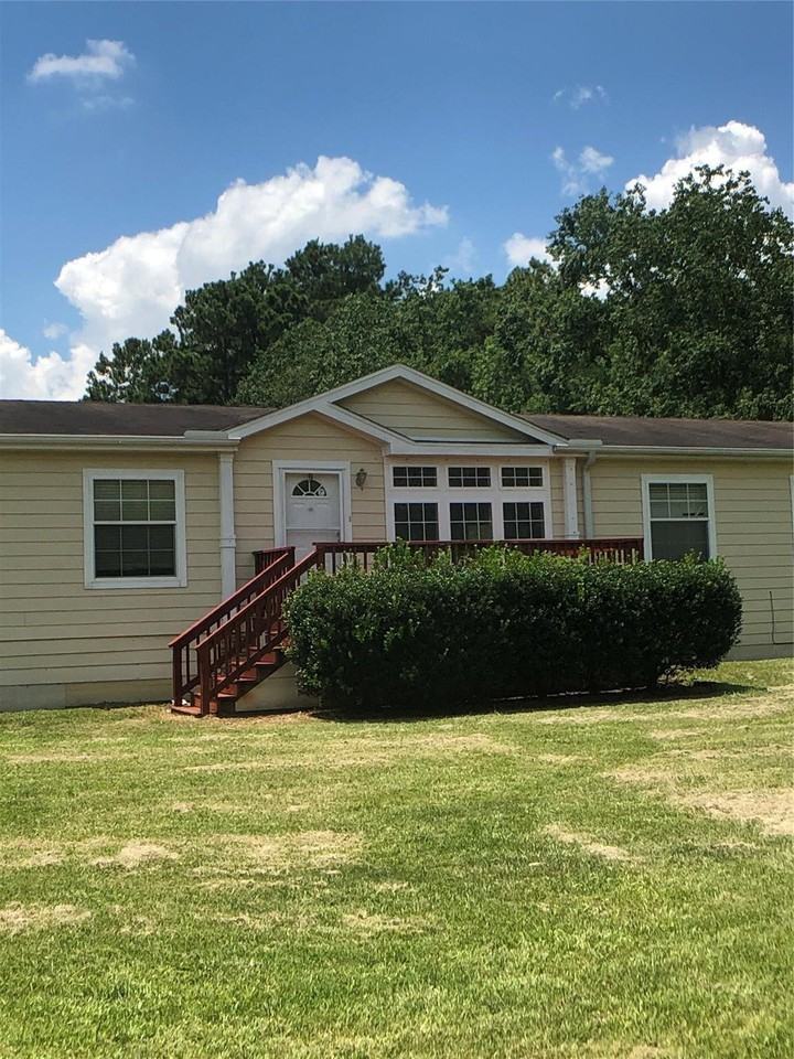 33103 Bear Branch Ln - Photo 2 of 8