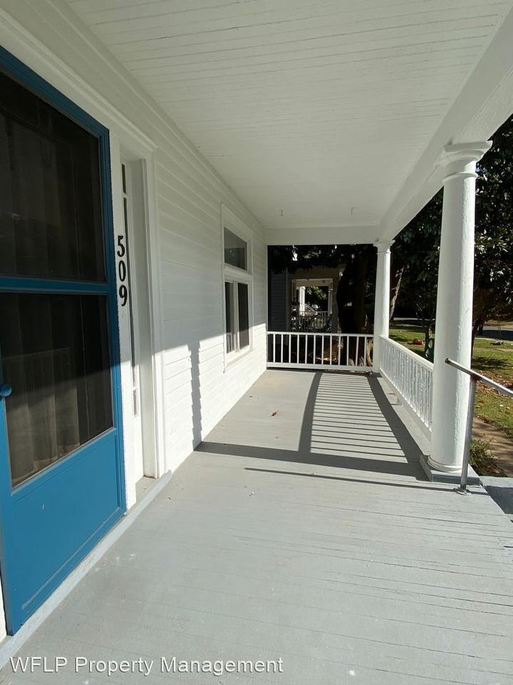 509 Euclid Ave - Photo 2 of 19