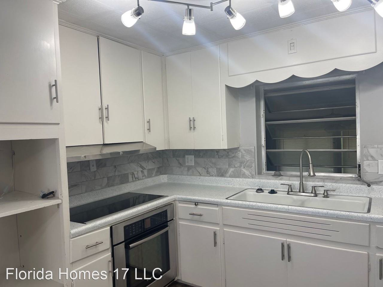 901 Haselton St - Photo 2 of 50