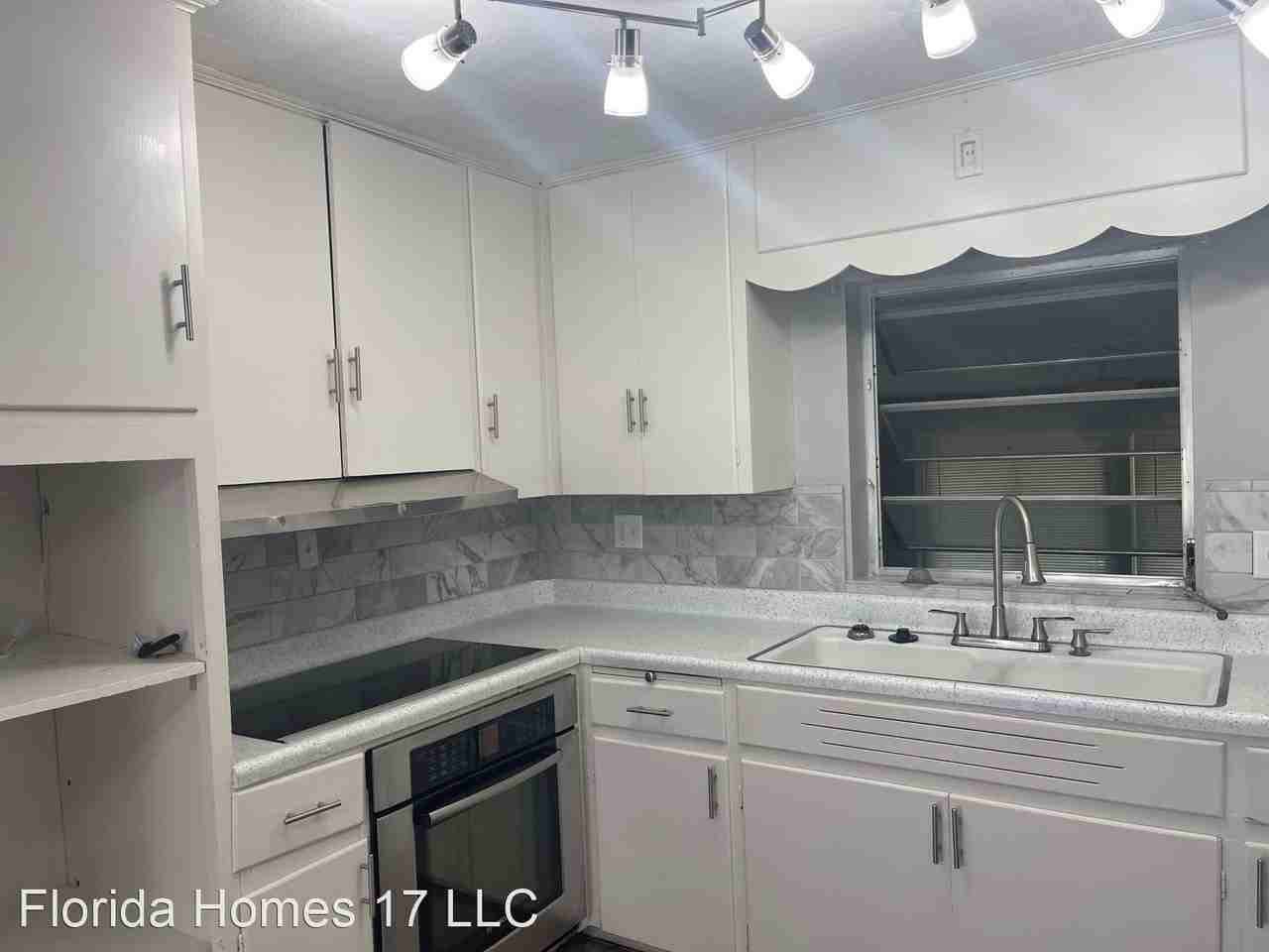 901 Haselton St - Photo 3 of 50