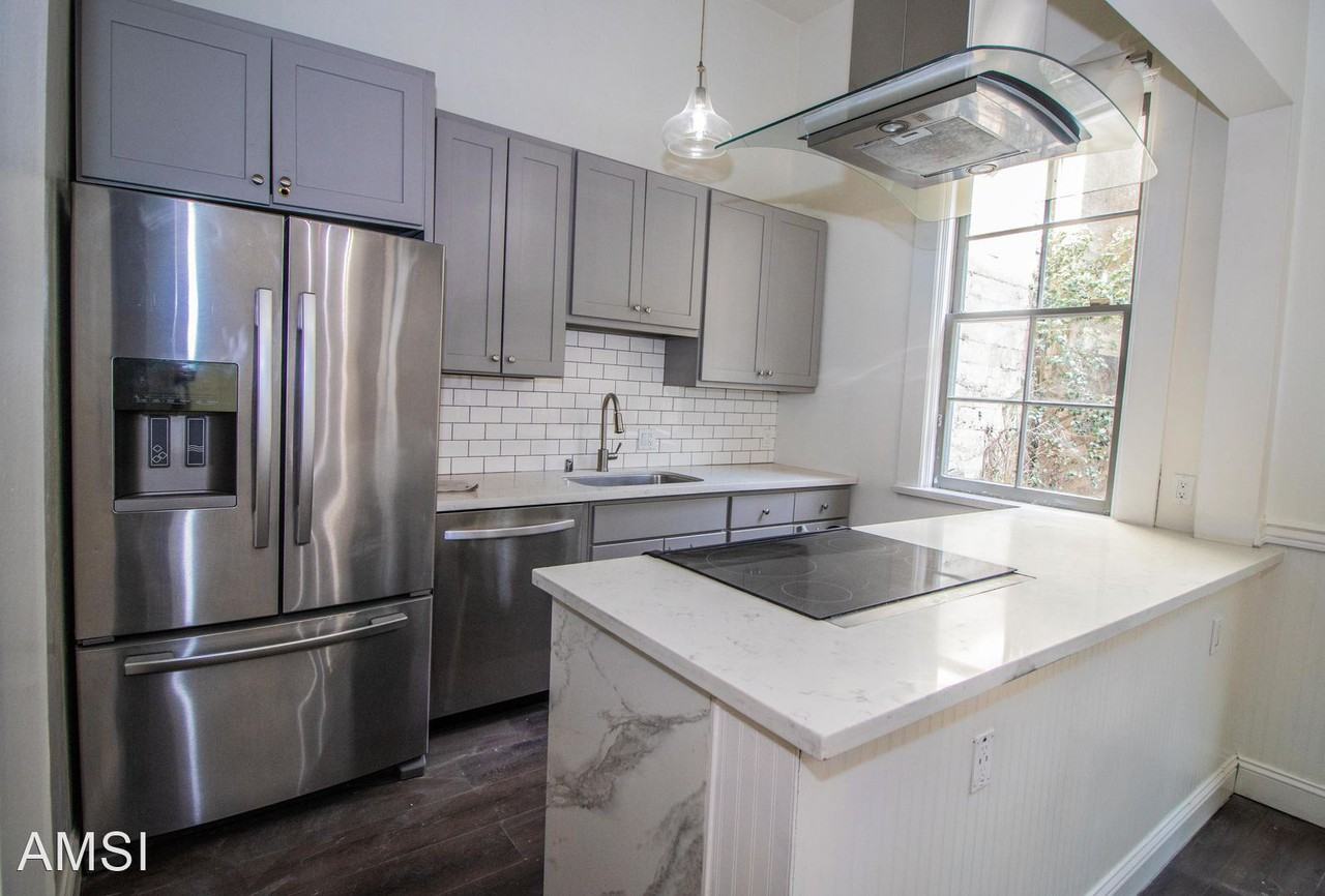 231 Olive St - Photo 2 of 27