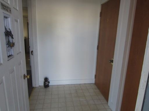 607 Hudson Ave #1 - Photo 3 of 17