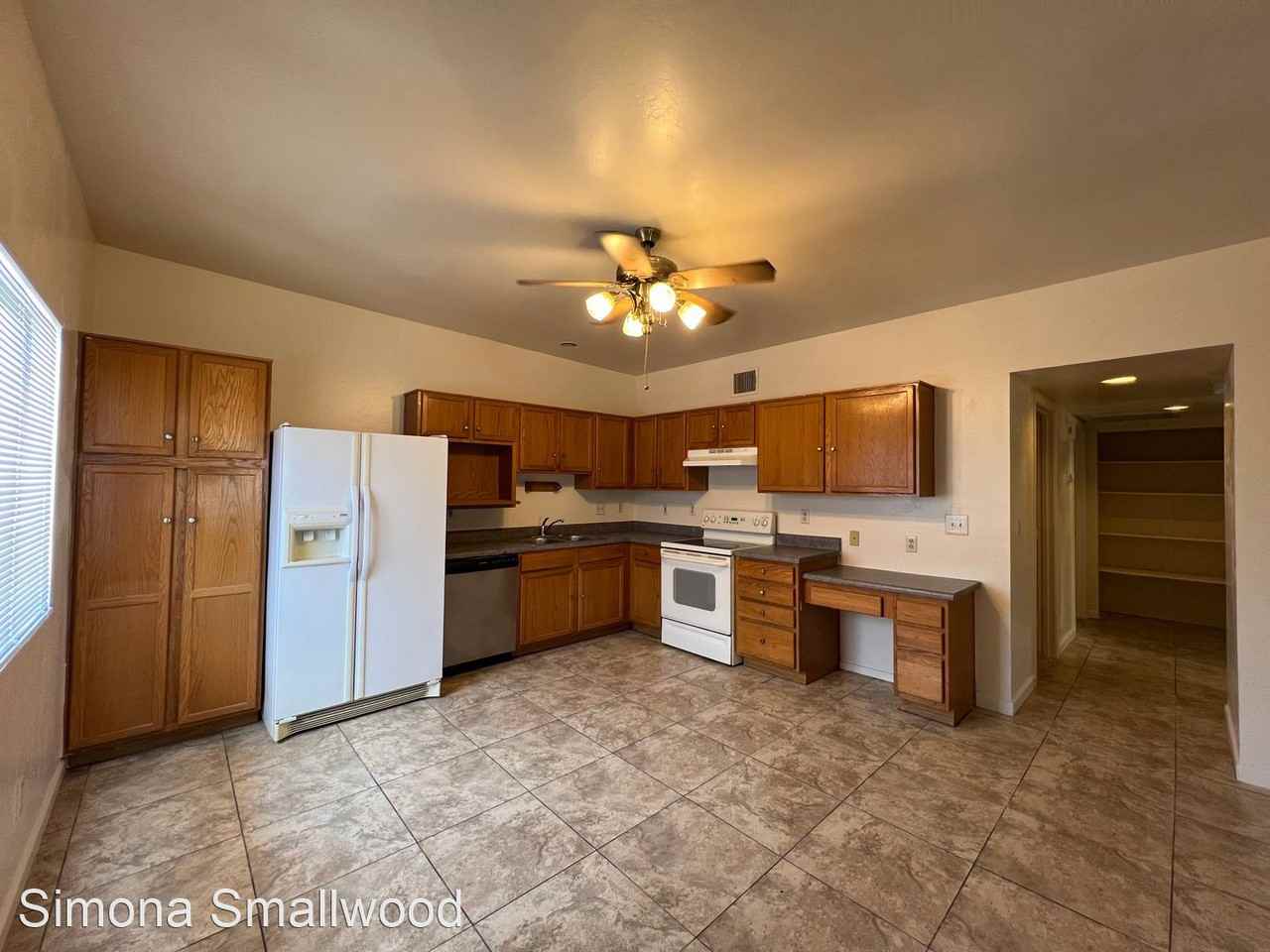 224 W. Laguna Street - Photo 2 of 13