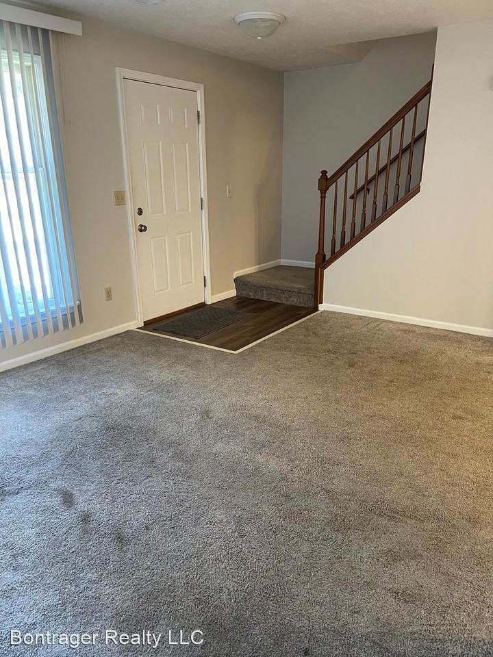 811 Antler Drive - Photo 2 of 11