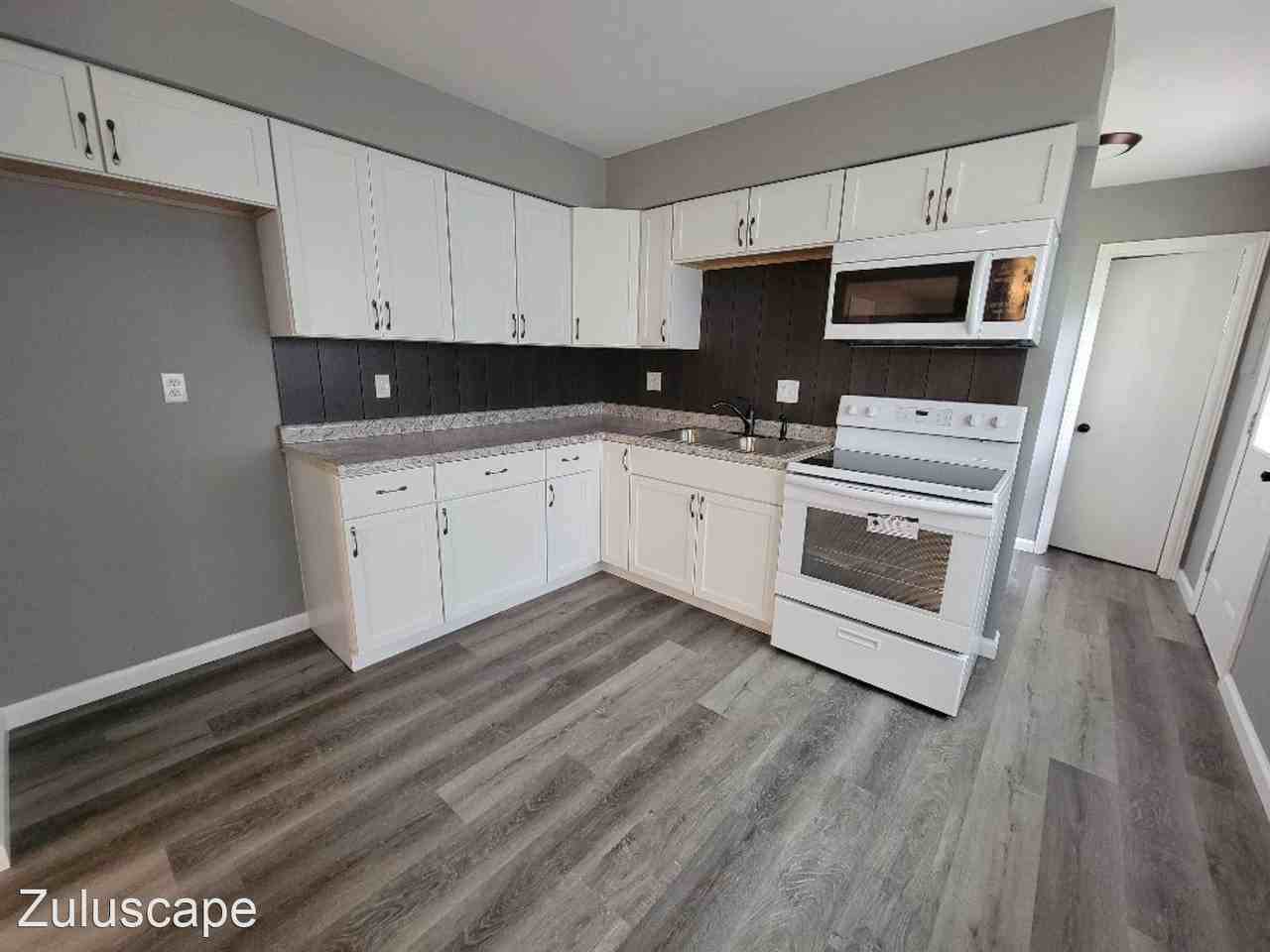 7700 N Lynn St - Photo 3 of 17