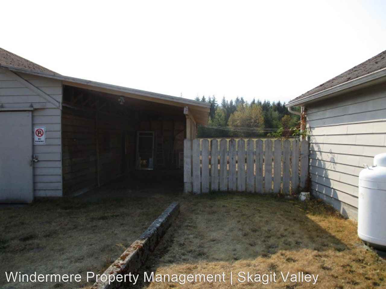 7902 Gentry Ct - Photo 3 of 11