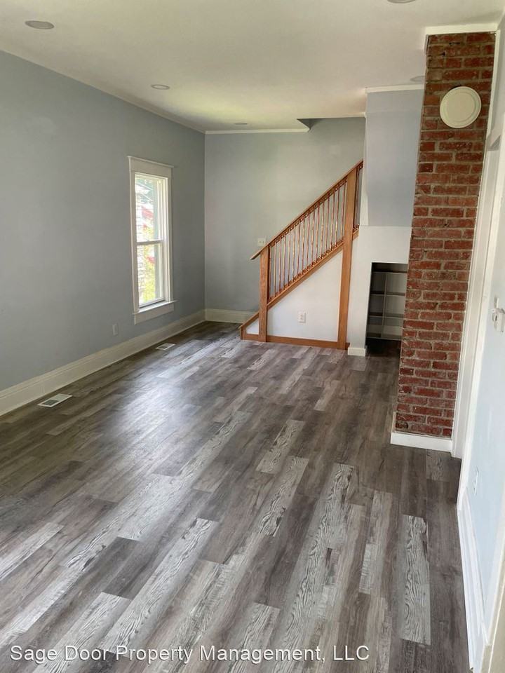 3815 Smart Ave, Kansas City, MO 64124 A & B - Photo 3 of 17