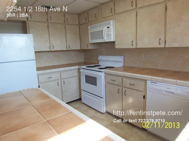 2254 16th Ave N - Photo 2 of 13